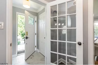 211 Conway Ct, South Orange, NJ 07079 - Photo 8