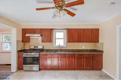 37 Newark Pompton Tpke, Little Falls Township, NJ 07424 - Photo 16