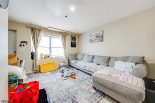 12 Seabury Ct, Newark, NJ 07104 - Photo 6