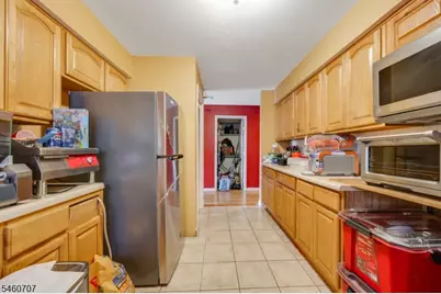 12 Seabury Ct, Newark, NJ 07104 - Photo 20
