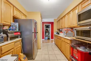 12 Seabury Ct, Newark, NJ 07104 - Photo 20