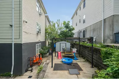 12 Seabury Ct, Newark, NJ 07104 - Photo 38