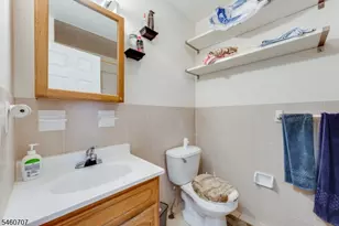 12 Seabury Ct, Newark, NJ 07104 - Photo 32
