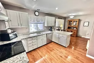 589B Madison Dr, Monroe Township, NJ 08831 - Photo 20