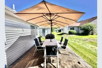 589B Madison Dr, Monroe Township, NJ 08831 - Photo 32