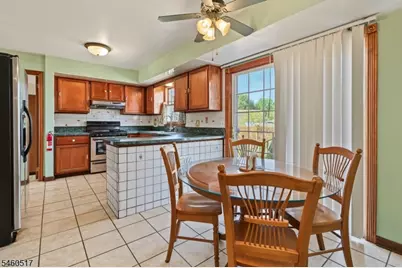 22 Ditmars Cir, Hillsborough Township, NJ 08844 - Photo 16