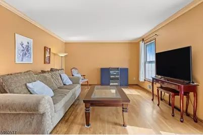 22 Ditmars Cir, Hillsborough Township, NJ 08844 - Photo 8