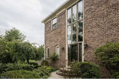 4 Trevino Ct, Florham Park, NJ 07932 - Photo 32