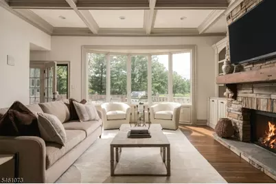 4 Trevino Ct, Florham Park, NJ 07932 - Photo 2