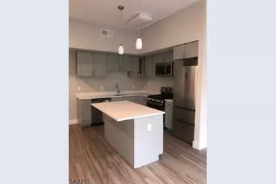22 Center St #203, Metuchen, NJ 08840 - Photo 4