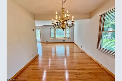 31 Hillside Ave, Florham Park, NJ 07932 - Photo 6