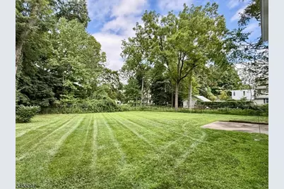 31 Hillside Ave, Florham Park, NJ 07932 - Photo 4