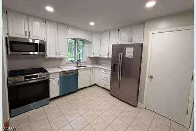 31 Hillside Ave, Florham Park, NJ 07932 - Photo 34