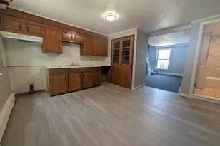7 B Prospect St, Belvidere, NJ 07823 - Photo 2