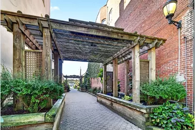 81 W Main St, Somerville, NJ 08876 - Photo 24