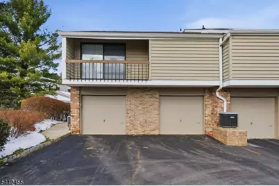 160 Overlook Dr, Union Township, NJ 08809 - Photo 2
