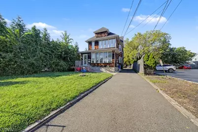 327 North Ave E, Cranford Township, NJ 07016 - Photo 2