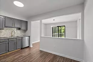 41 Buffalo Hollow Rd, Branchburg Township, NJ 08876 - Photo 10