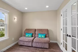 41 Buffalo Hollow Rd, Branchburg Township, NJ 08876 - Photo 16