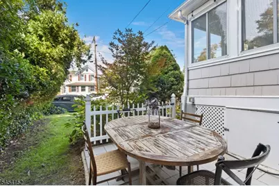18 Stewart Pl, Fanwood, NJ 07023 - Photo 36