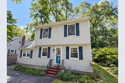 10 Iroquois Trl, Denville, NJ 07834 - Photo 1