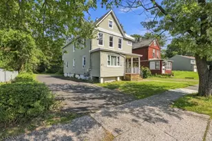 406 Saddle River Rd, Saddle Brook Township, NJ 07663 - Photo 2