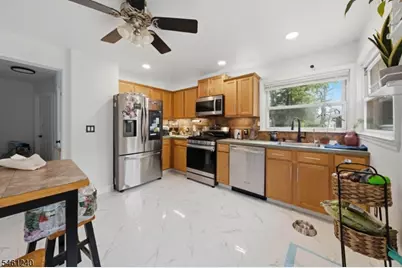 156 Baker Ave, South Plainfield, NJ 07080 - Photo 20