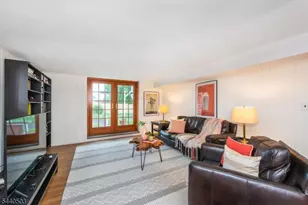 26 Cornell Wy, Montclair, NJ 07043 - Photo 12