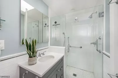 26 Cornell Way, Montclair, NJ 07043 - Photo 20