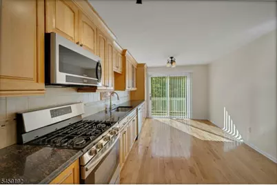 16 Joanne Dr, Denville, NJ 07834 - Photo 8