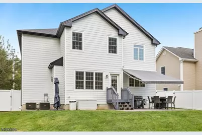 97 Commonwealth Ave, New Providence, NJ 07974 - Photo 32