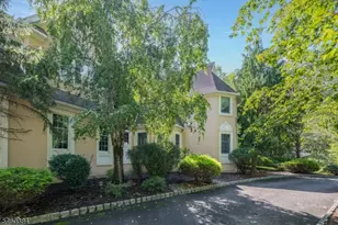 16 Trinity Pl, Warren Township, NJ 07059 - Photo 6
