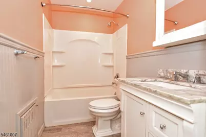 25 Stanley Ct, North Haledon, NJ 07508 - Photo 18