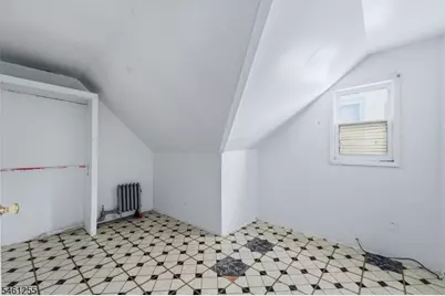 490 E 27th St, Paterson, NJ 07514 - Photo 32