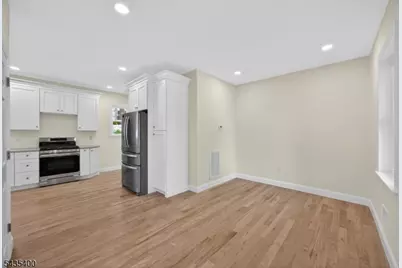 35 Stanhope Rd, Sparta Township, NJ 07871 - Photo 6