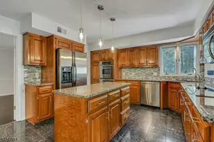 15 Sandalwood Dr, Warren Township, NJ 07059 - Photo 6