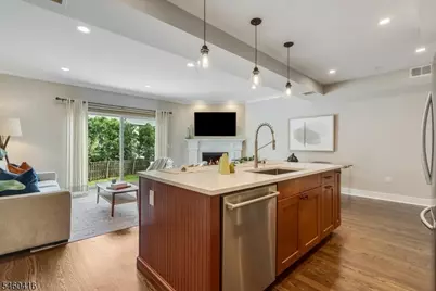 6 Clover Court, Berkeley Heights Township, NJ 07922 - Photo 6