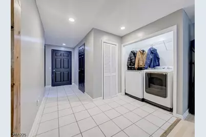 404 Lyndale St, Phillipsburg, NJ 08865 - Photo 36