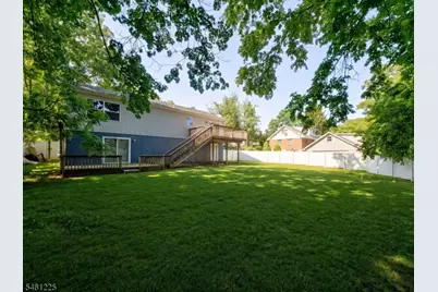 404 Lyndale St, Phillipsburg, NJ 08865 - Photo 4