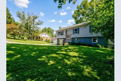 404 Lyndale St, Phillipsburg, NJ 08865 - Photo 2