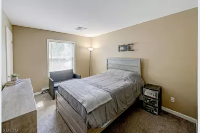 404 Lyndale St, Phillipsburg, NJ 08865 - Photo 14