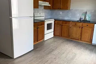 10182 Dell Pl, Stanhope, NJ 07874 - Photo 2