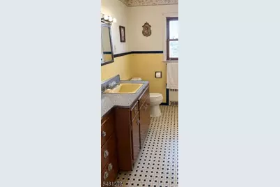 115 Lower Notch Rd #1, Little Falls Township, NJ 07424 - Photo 2