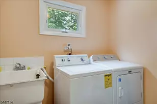 57 Robbins Ave, Berkeley Heights Township, NJ 07922 - Photo 38