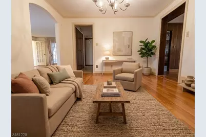 421 Wayne Ter #1, Union Township, NJ 07083 - Photo 2