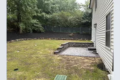 46 Kearney St, Dover, NJ 07801 - Photo 6