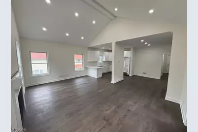 46 Kearney St, Dover, NJ 07801 - Photo 12