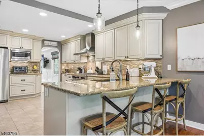 22 Thomas Ter, Wayne, NJ 07470 - Photo 12