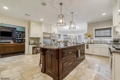 2 Hobson Drive, Livingston, NJ 07039 - Photo 18