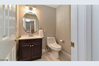 219 Warbler Dr, Wayne, NJ 07470 - Photo 10